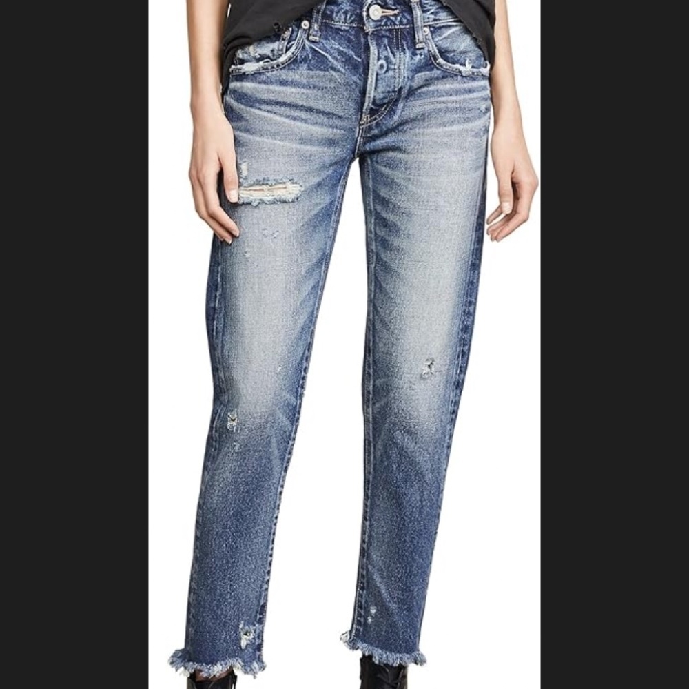 Moussy Vintage | Cropped Distressed Jeans | Size 25
